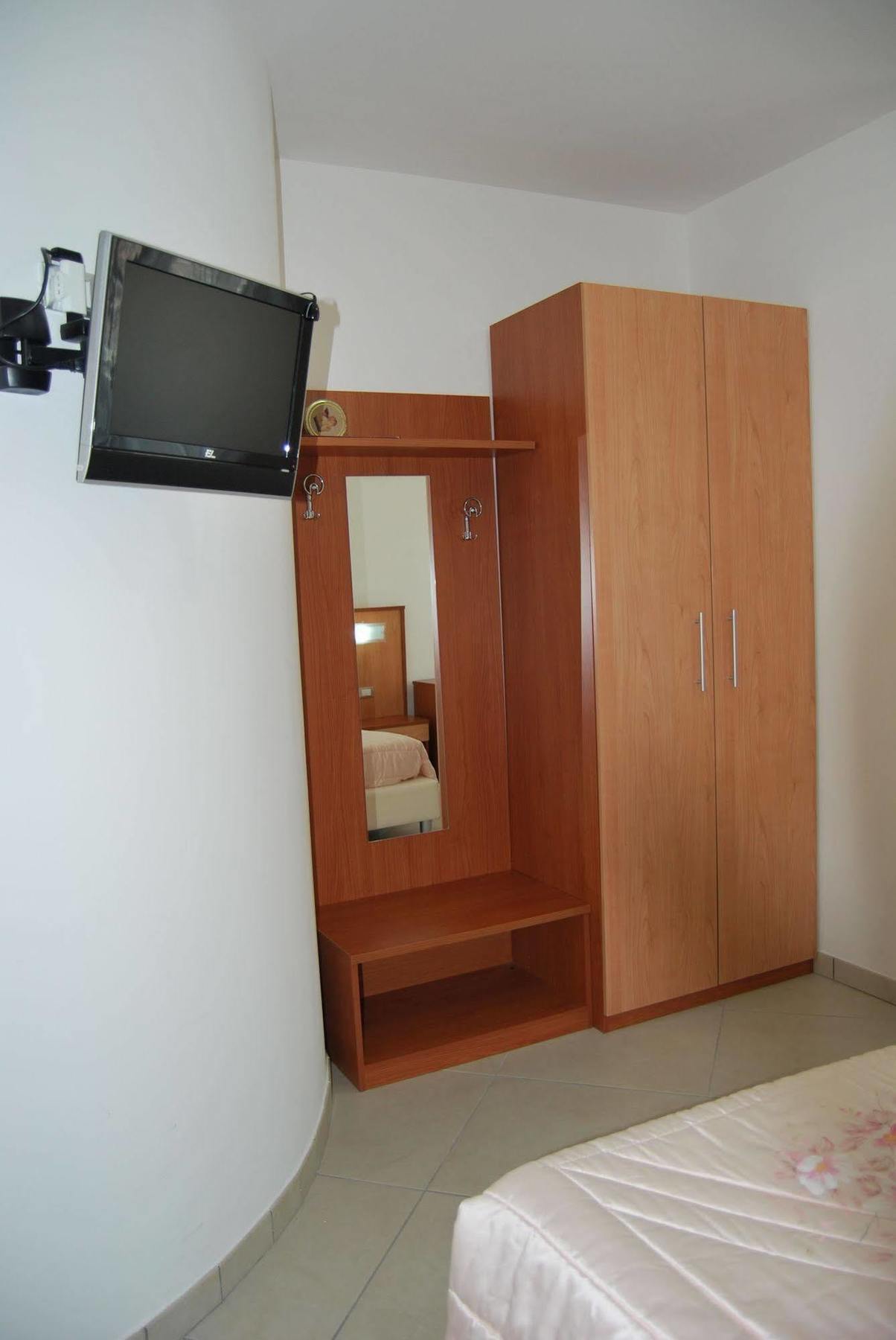 Hotel Europa Nereto Dış mekan fotoğraf